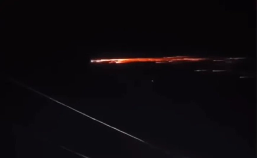 Viral “Meteor” di Langit Lampung, Badan Riset dan Inovasi Nasional Tegaskan Itu Sampah Roket China